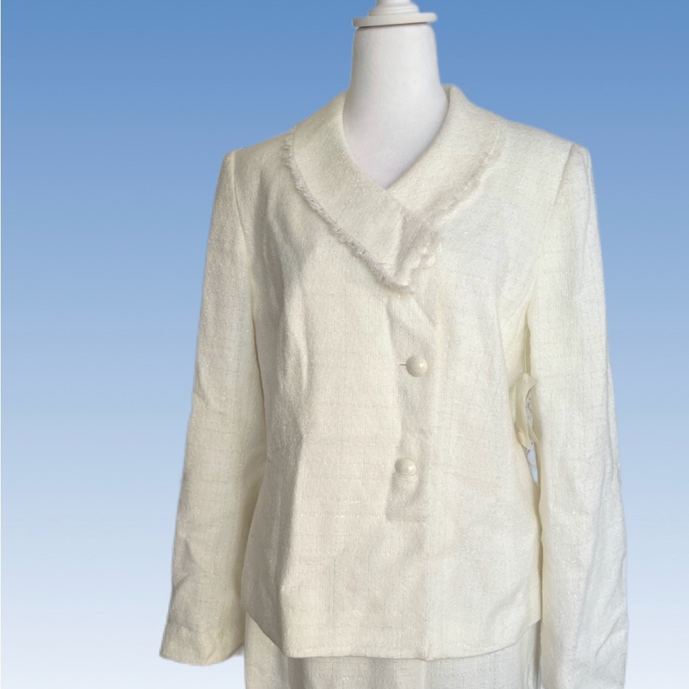 Worthington Cream Textured suit jacket size 10 skirt size 8 - Picture 3 of 15